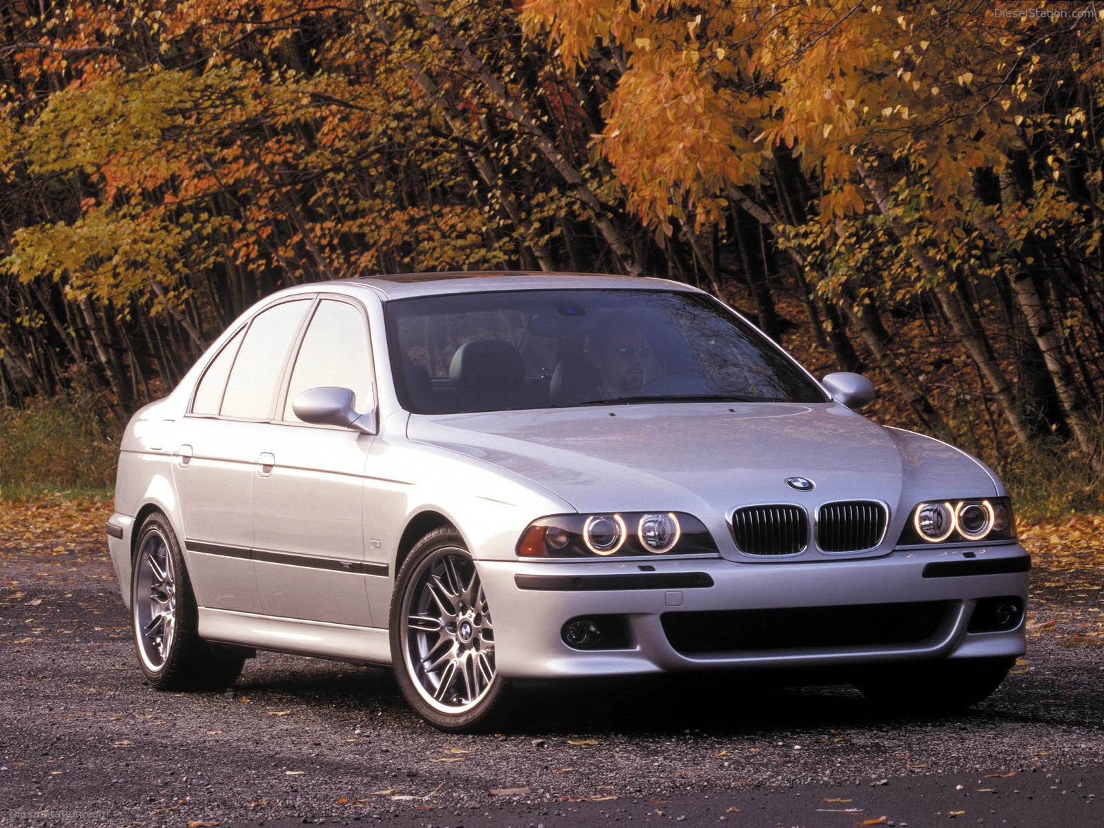 BMW M5 (1998)